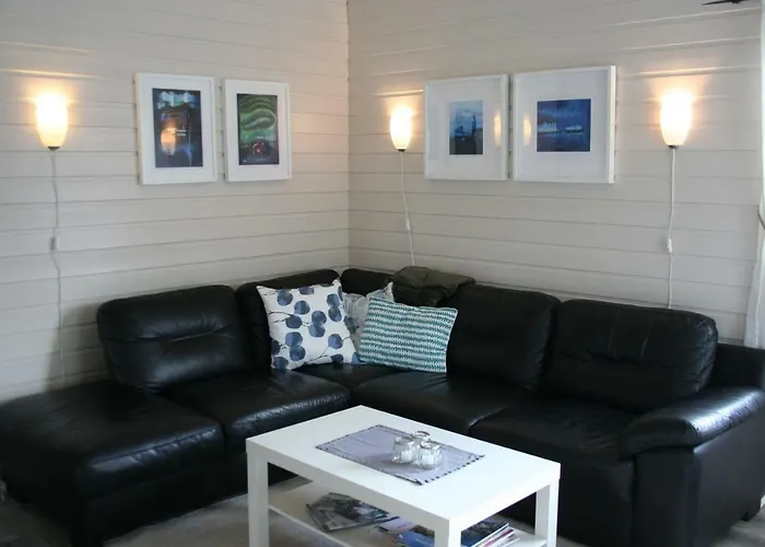 Tinabua Rorbu Lofoten